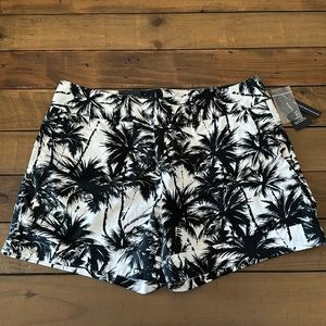 🌴 INC Palm Tree Shorts